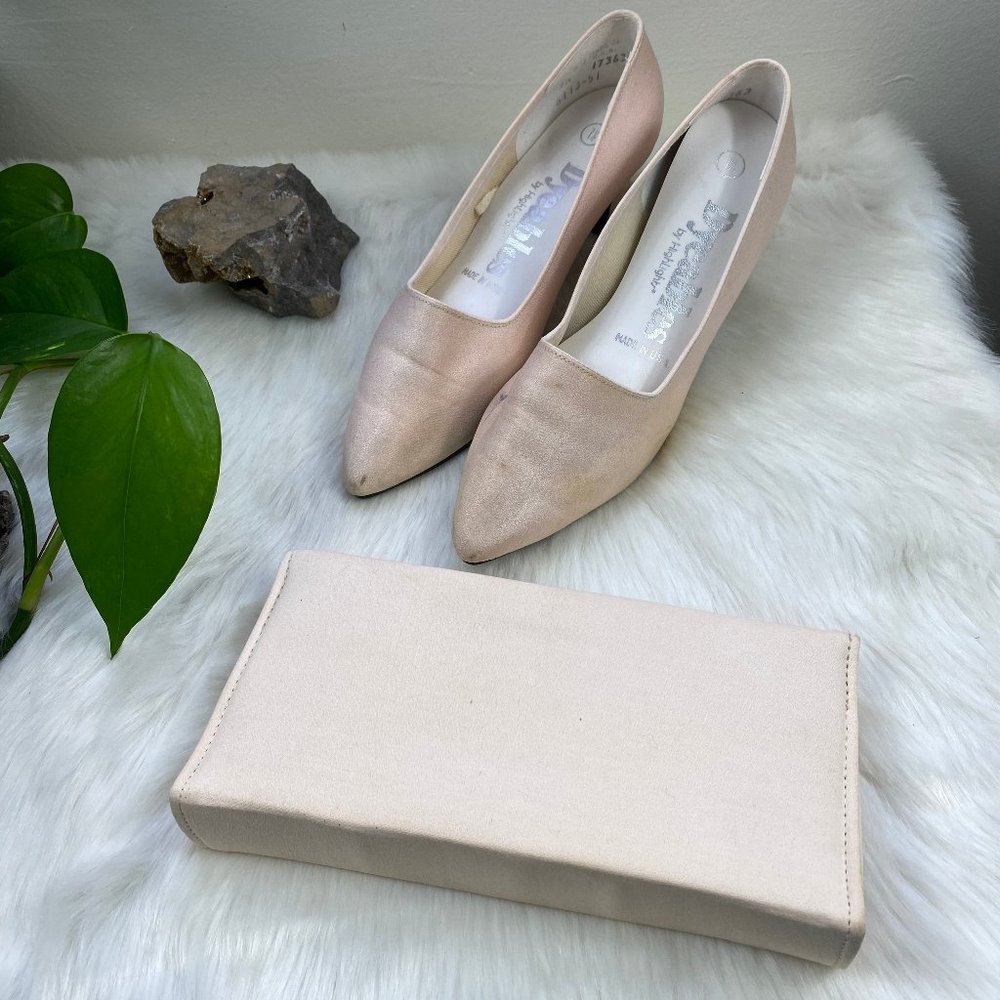 Dyeables by Highlights Light Beige Heels 7.5 w/ Matching Colorifics Purse